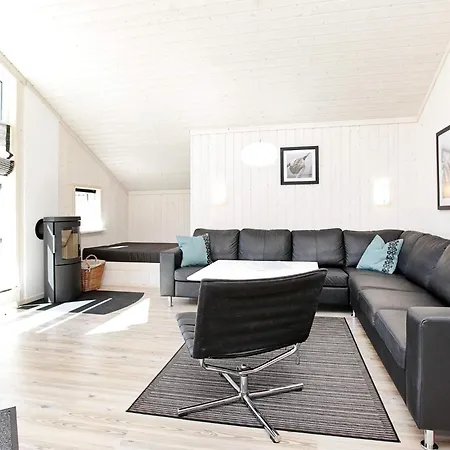 Σπίτι διακοπών Retreat With Access To Sports Hall *