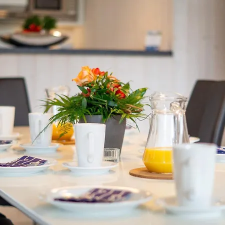Retreat With Access To Sports Hall *
